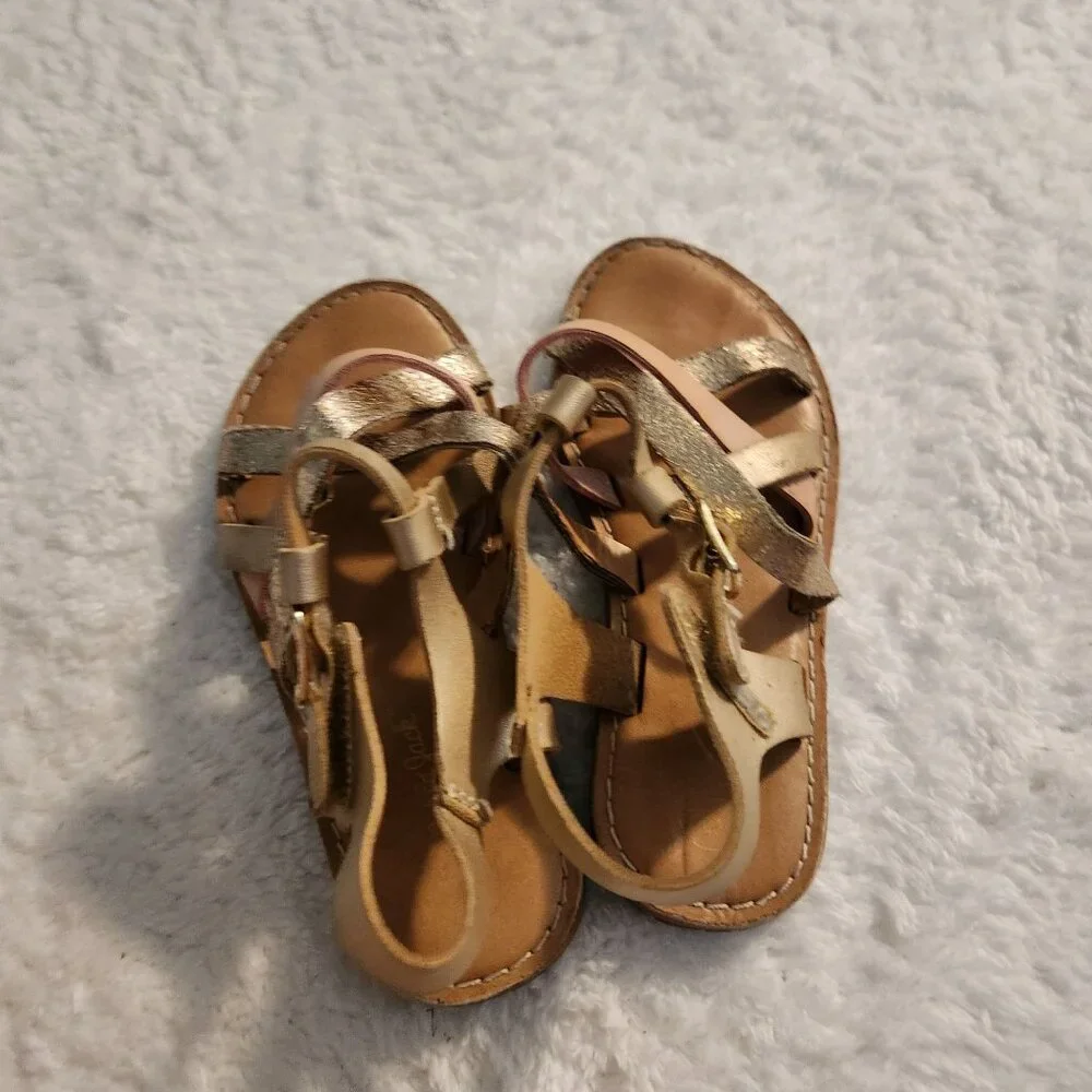 Cat & Jack Gold Rose Gold Gladiator‎ Sandals Girls Size 9
